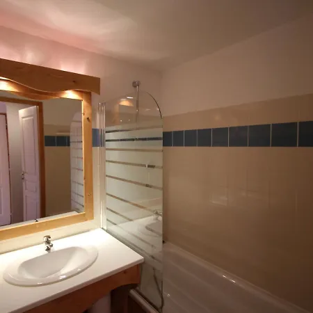 6 Pers, Proche Pistes, Cuis. Equipee, Appareils Fondue - Fr-1-549-13 Apartment Chamrousse